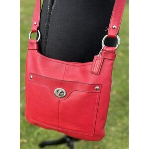 Coach Crossbody Shoulder Bag Womens One Size Red Pebbled Leather Turnlock F16533